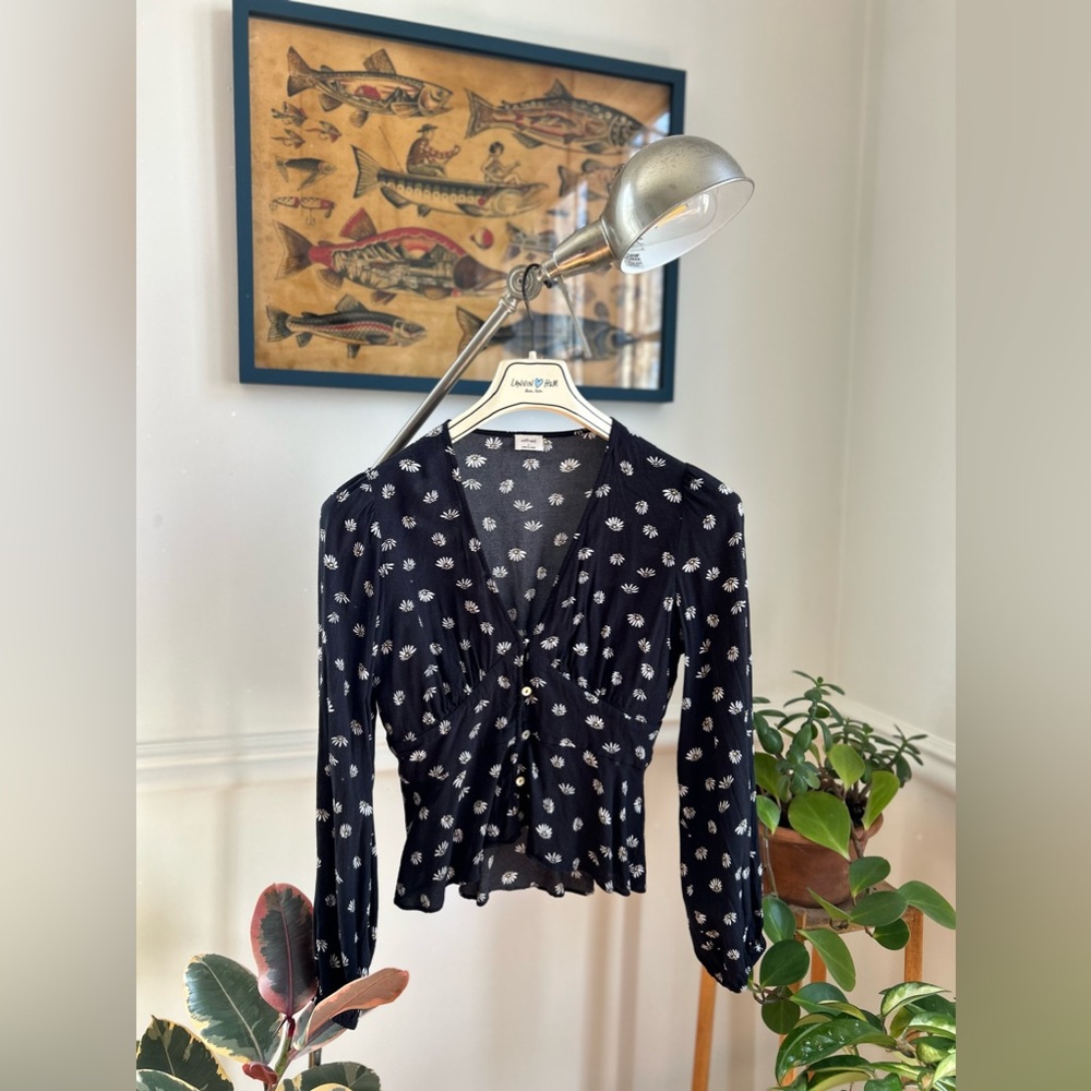 Sale! Wilfred peplum puff sleeve blouse